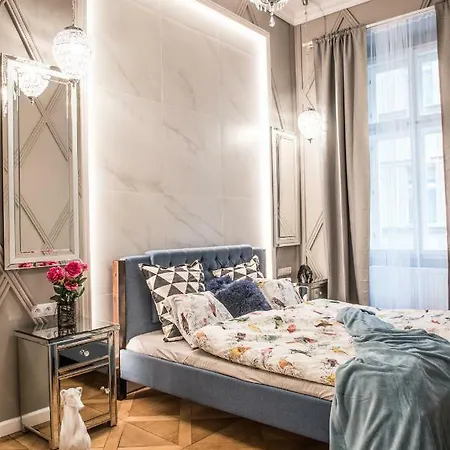 Dali Wenceslas Square Apartment *