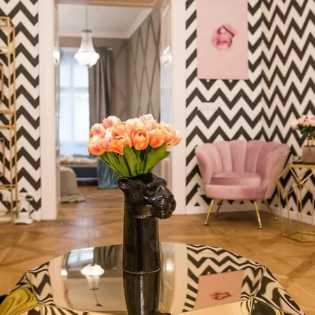 Apartment Dali Wenceslas Square *