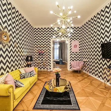 Dali Wenceslas Square Apartment