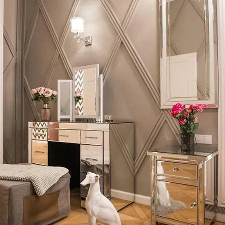Dali Wenceslas Square Apartment